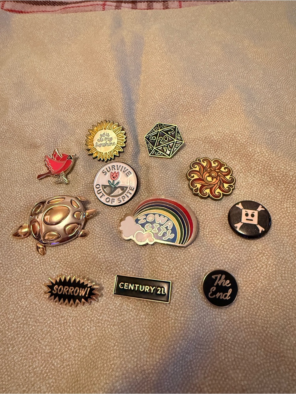 Assorted Enamel Pin Lot - Colorful Collection - Picture 2 of 3